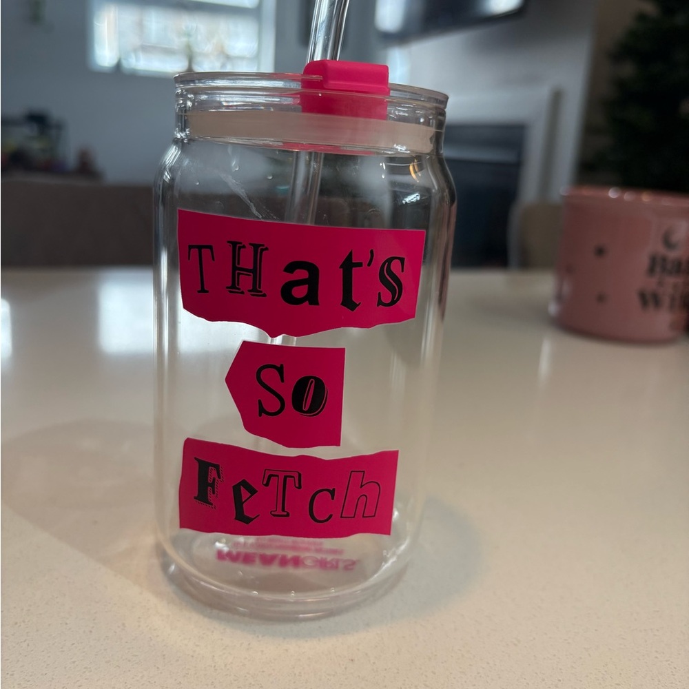 Mean Girls Glass Cup with Straw “That’s so Fetch” - Picture 6 of 6